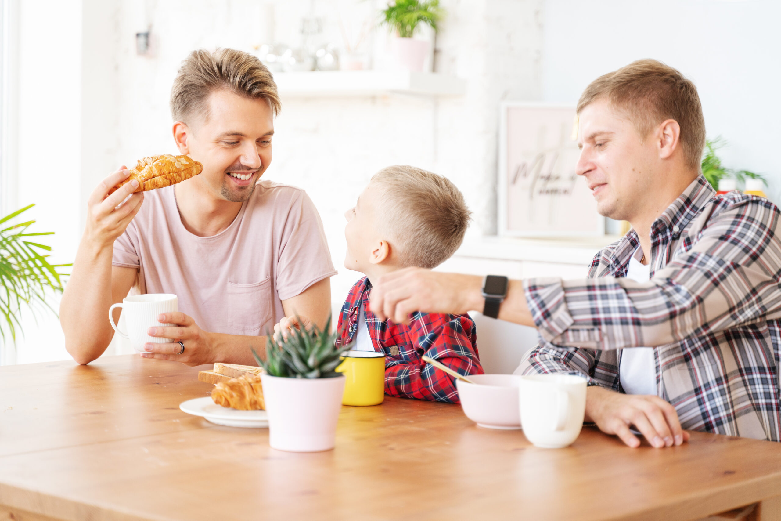 Meleg pár gyerekével nem barátkozhat a gyerekem!